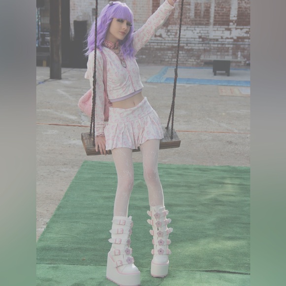 Meet your Posher, rissa - Picture 1 of 1